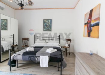 Camera / camera da letto - Casa indipendente via fratelli Bruno
 
22, Piazza Armerina - foto 9