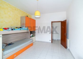 Camera / camera da letto - Quadrilocale via Orazio Condorelli
 
6, Motta Sant'Anastasia - foto 10