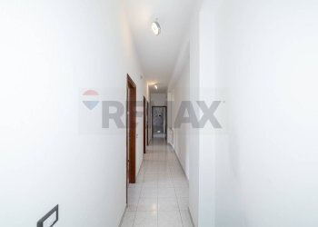 Hall / corridoio - Quadrilocale via Orazio Condorelli
 
6, Motta Sant'Anastasia - foto 14