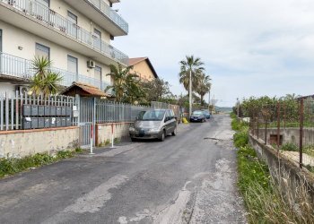 Edificio all\'aperto - Quadrilocale via Orazio Condorelli
 
6, Motta Sant'Anastasia - foto 23