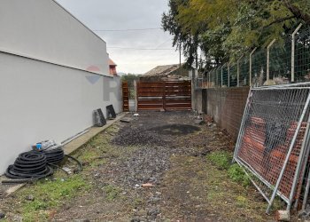 Giardino - Terreno edificabile Via Maugeri
 
202, Valverde - foto 4