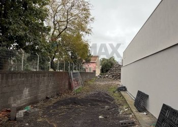 Edificio all\'aperto - Terreno edificabile Via Maugeri
 
202, Valverde - foto 5