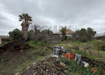 Giardino - Terreno edificabile Via Maugeri
 
202, Valverde - foto 17