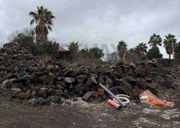 Vista dell\'acqua - Terreno edificabile Via Maugeri
 
202, Valverde - foto 22