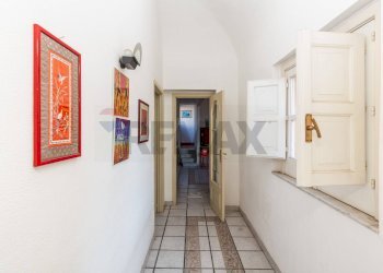 Hall / corridoio - Quadrilocale via recupero
 
70, Catania - foto 20