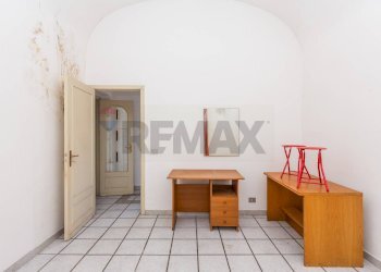 Stanza vuota - Quadrilocale via recupero
 
70, Catania - foto 22