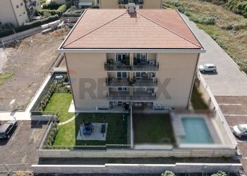 Casa all\'aperto - Quadrilocale Via Monsignor Salvatore Messina Foti
 
9, Acireale - foto 5