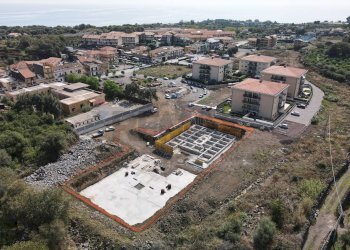 Edificio all\'aperto - Quadrilocale Via Monsignor Salvatore Messina Foti
 
9, Acireale - foto 14