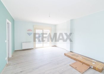 Stanza vuota - Quadrilocale Via Monsignor Salvatore Messina Foti
 
9, Acireale - foto 30