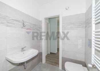 Bagno - Quadrilocale Via Monsignor Salvatore Messina Foti
 
9, Acireale - foto 35