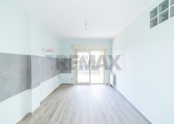 Stanza vuota - Quadrilocale Via Monsignor Salvatore Messina Foti
 
9, Acireale - foto 42