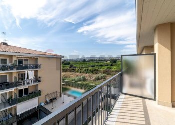 Balcone - Quadrilocale Via Monsignor Salvatore Messina Foti
 
9, Acireale - foto 52