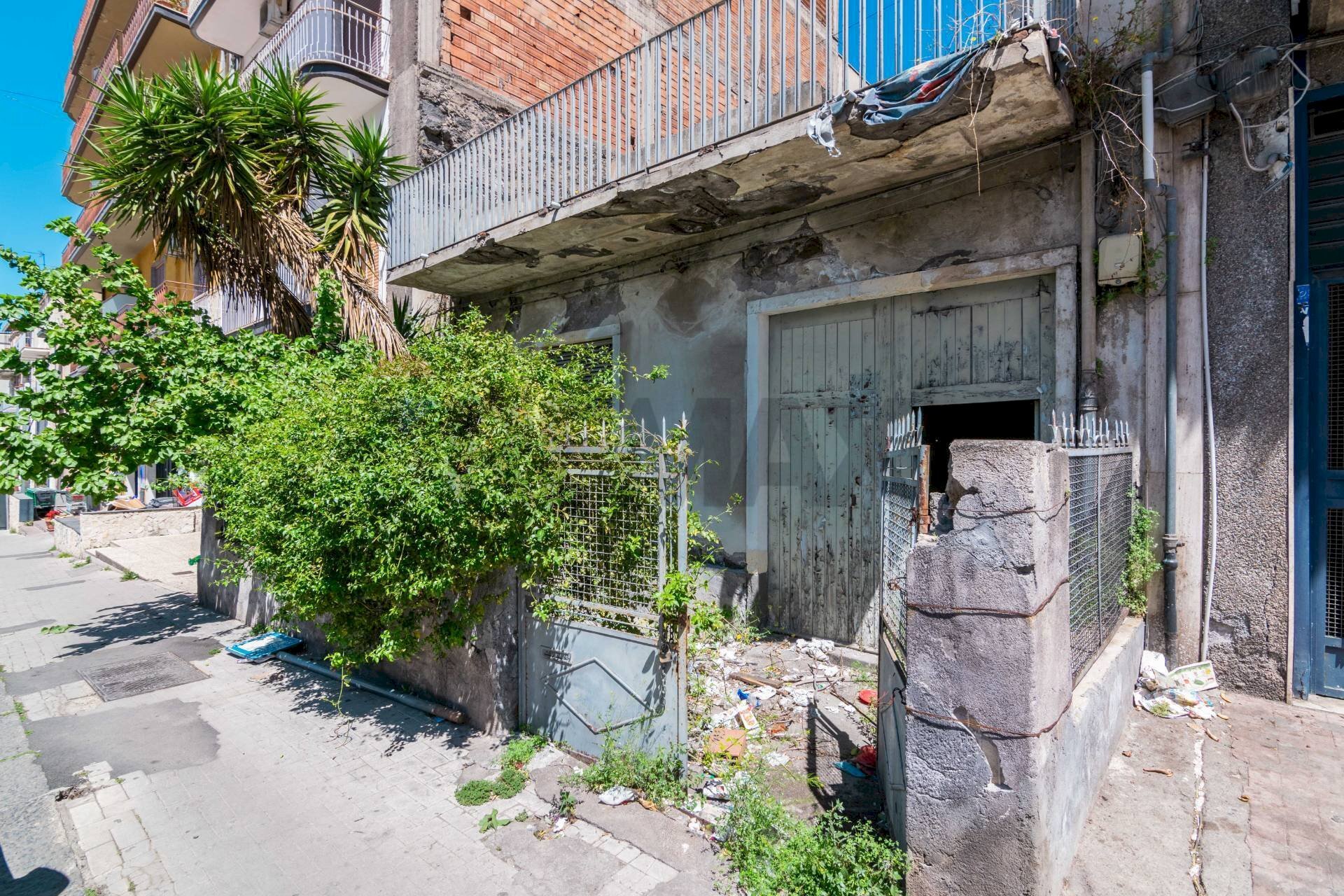 Casa all\'aperto - Casa indipendente Via Emanuele Bellia
 
250, Paterno - foto 3