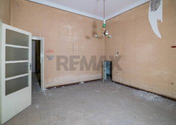 Terrazza - Casa indipendente Via Emanuele Bellia
 
250, Paterno - foto 8