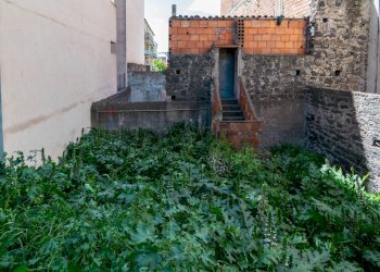 Giardino - Casa indipendente Via Emanuele Bellia
 
250, Paterno - foto 19