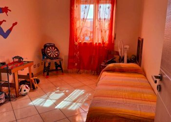 Camera / camera da letto - Appartamento Villaggio S. Antonio
 
Pal. L, Camporotondo Etneo - foto 8