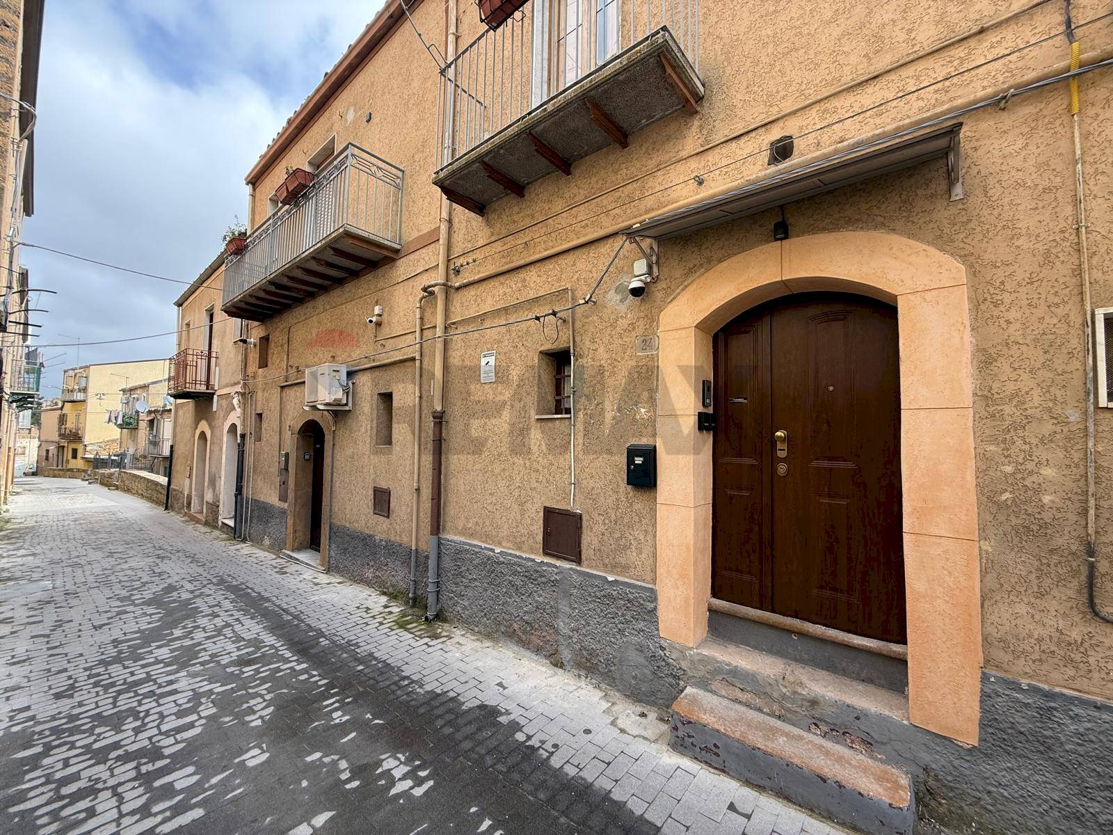 Edificio all\'aperto - Independent house via fratelli Bruno
 
20, Piazza Armerina - photo 3