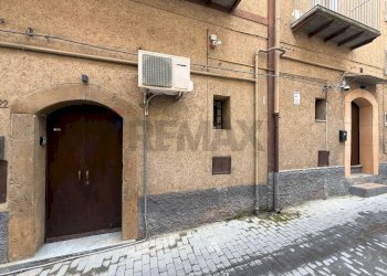 Edificio all\'aperto - Casa indipendente via fratelli Bruno
 
20, Piazza Armerina - foto 2