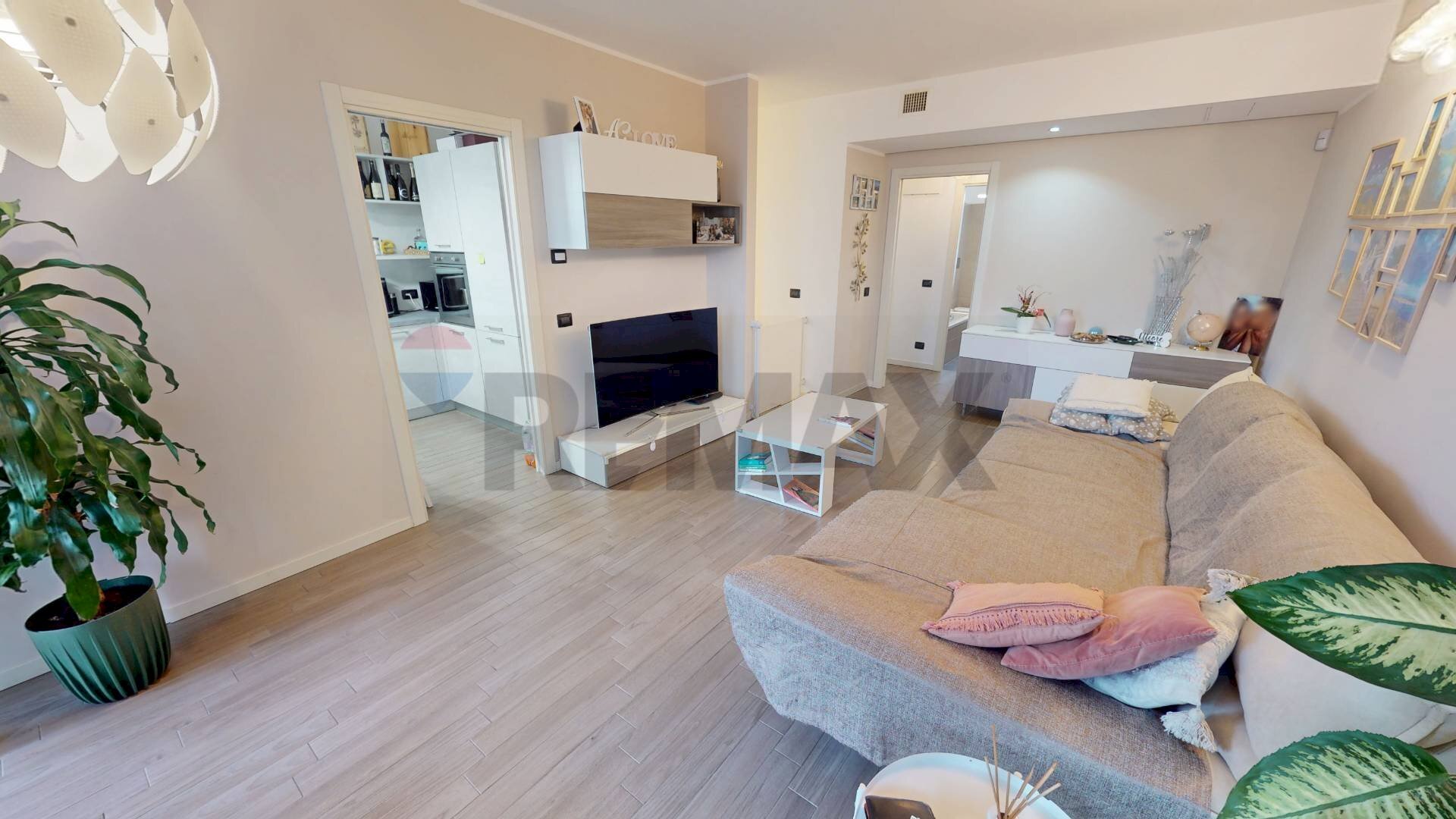 Soggiorno - Quadrilocale via Giuseppe Giusti
 
28, Rodano - foto 3