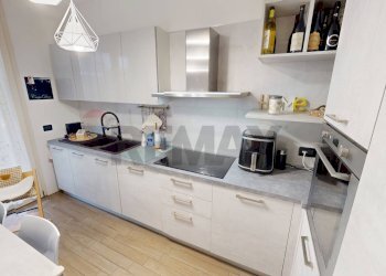 Cucina - Quadrilocale Rodano - foto 11