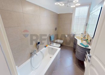 Bagno - Quadrilocale Rodano - foto 15