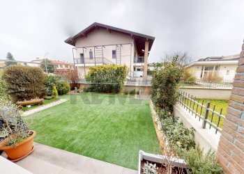 Giardino - Quadrilocale Rodano - foto 34