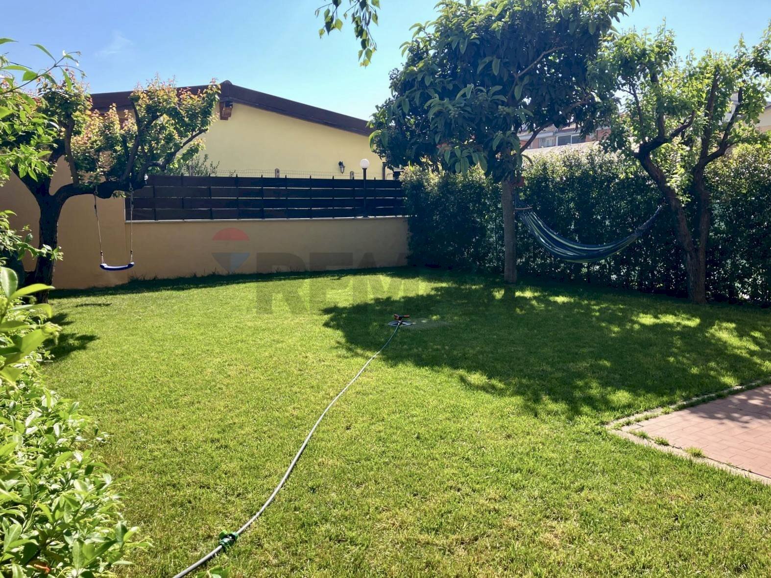 Giardino - Trilocale Via Giuseppe Lombardo Radice
19, Roma - foto 3