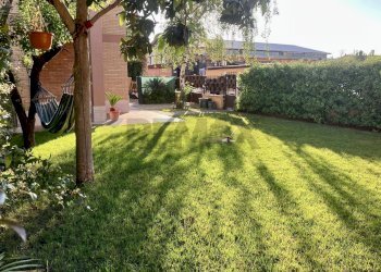 Giardino - Trilocale Via Giuseppe Lombardo Radice
 
19, Roma - foto 4