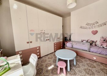 Camera / camera da letto - Trilocale Via Giuseppe Lombardo Radice
 
19, Roma - foto 22