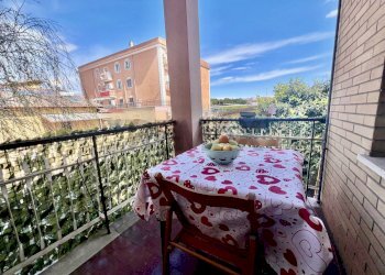 Balcone - Trilocale Via Giuseppe Lombardo Radice
 
19, Roma - foto 31