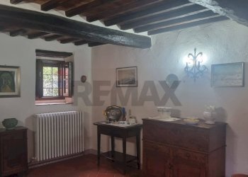 Camera / camera da letto - Rustico via iv novembre
 
36, Bucine - foto 2