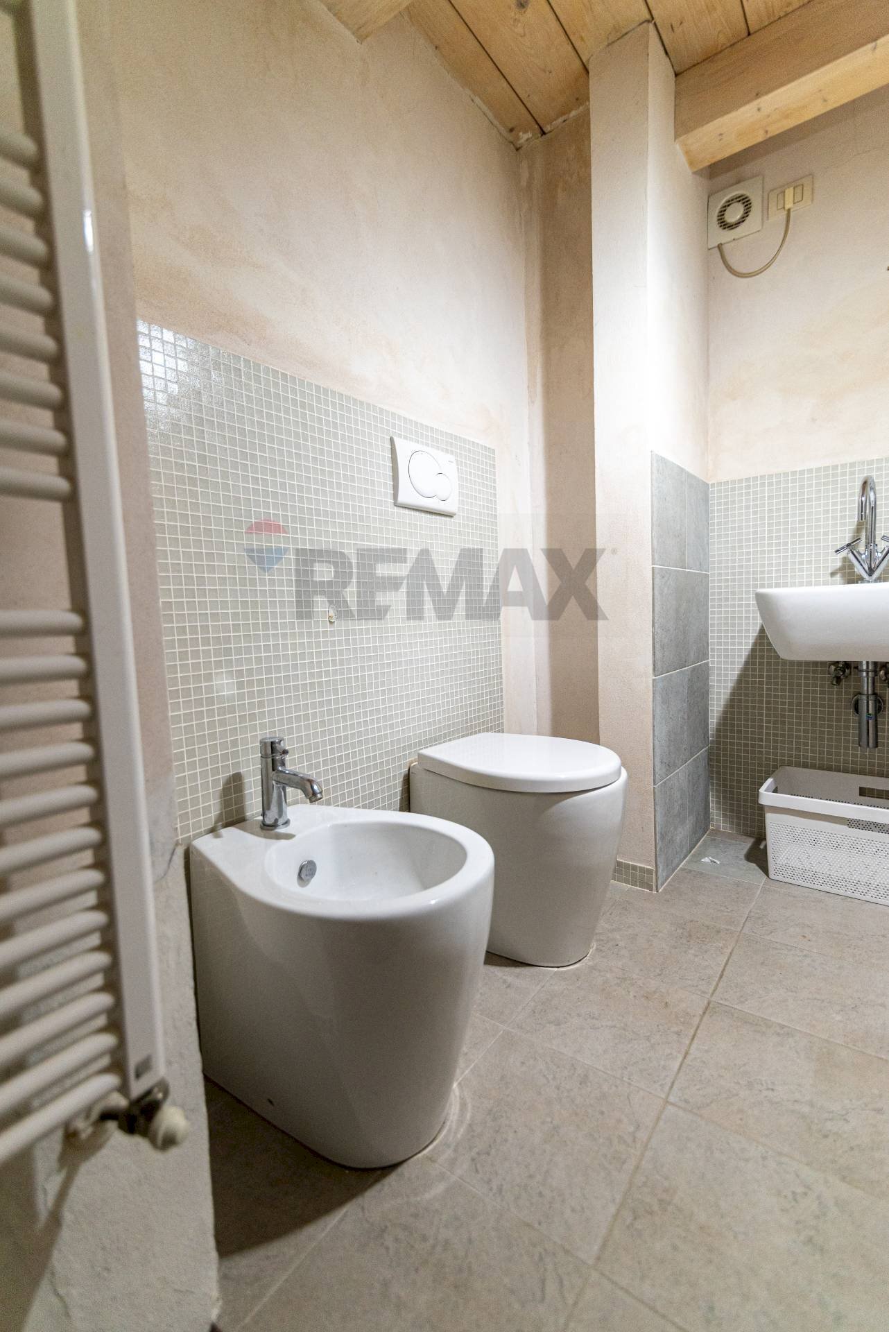 Bagno - Four-room apartment Vicolo del Giglio
2, Jesi - photo 3