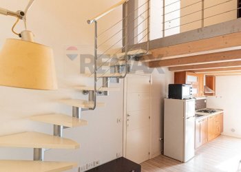 Scale - Four-room apartment Vicolo del Giglio
 
2, Jesi - photo 4