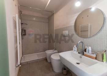 Bagno - Four-room apartment Vicolo del Giglio
 
2, Jesi - photo 11