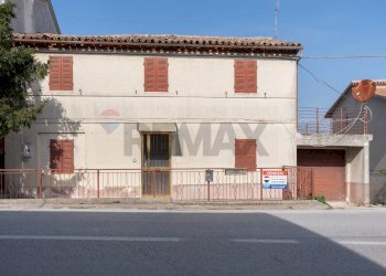 Casa all\'aperto - Casa semi indipendente via F.lli Rosselli
 
117, Santa Maria Nuova - foto 26