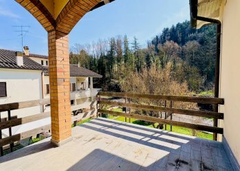 Balcone - Casa semi indipendente VIA MAZZINI
 
12, Tredozio - foto 24