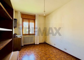 Stanza vuota - Casa semi indipendente VIA MAZZINI
 
12, Tredozio - foto 26