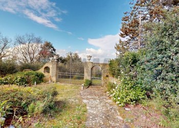 Giardino - Villa via San Bernardino
 
26, Bettona - foto 15