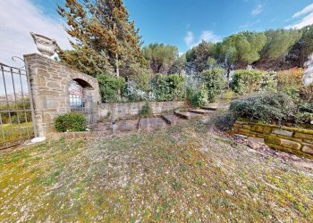 Giardino - Villa via San Bernardino
 
26, Bettona - foto 20