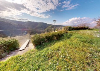 Vista delle montagne - Villa via San Bernardino
 
26, Bettona - foto 34