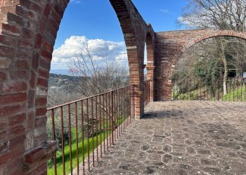 Casa all\'aperto - Villa via San Bernardino
 
26, Bettona - foto 45