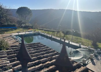 Vista delle montagne - Villa via San Bernardino
 
26, Bettona - foto 49