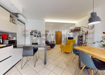 Sala da pranzo - Quadrilocale Via dell'Aeronautica
 
1, Bastia Umbra - foto 5