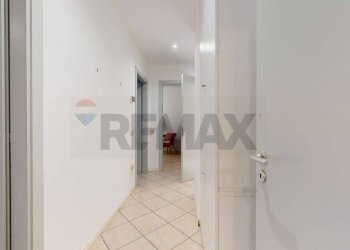 Hall / corridoio - Quadrilocale Via dell'Aeronautica
 
1, Bastia Umbra - foto 16