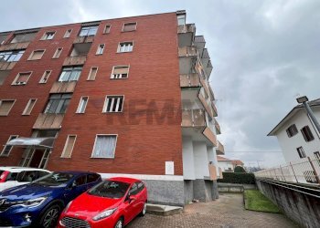 Edificio all\'aperto - Quadrilocale Via Umberto I
 
17, Lanzo Torinese - foto 1