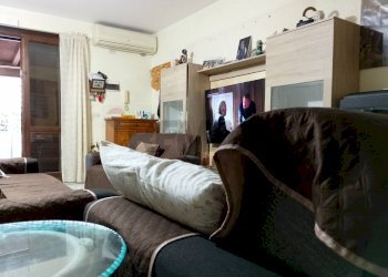 Soggiorno - Semi-detached house Via sant' Anna
7-9, Mascali - photo 14