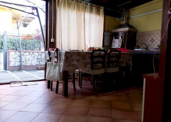 Sala da pranzo - Semi-detached house Via sant' Anna
7-9, Mascali - photo 31