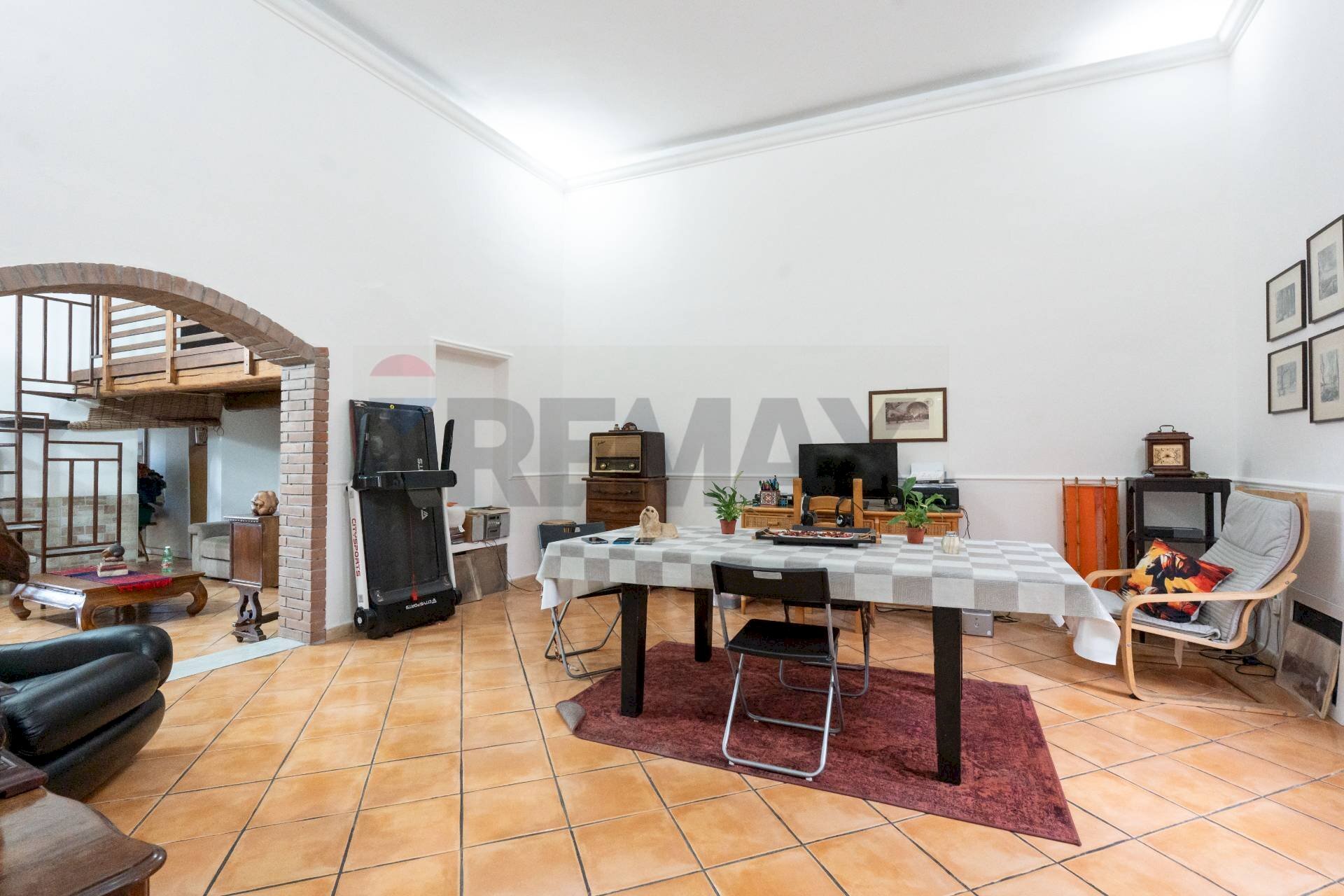 Sala da pranzo - Casa indipendente Via A. Malerba
7, Gravina di Catania - foto 3