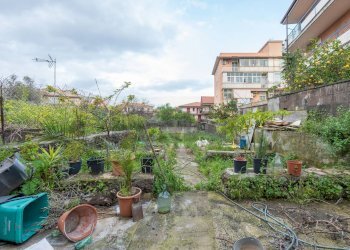 Giardino - Casa indipendente Via A. Malerba
 
7, Gravina di Catania - foto 6
