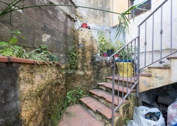 Scale - Casa indipendente Via A. Malerba
 
7, Gravina di Catania - foto 11